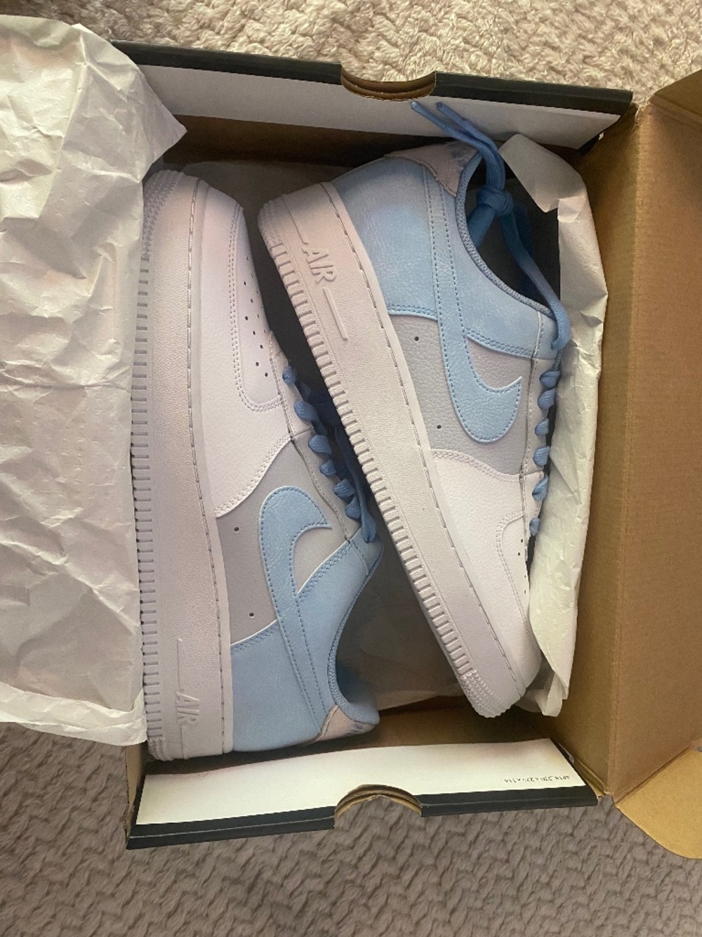 Nike Air Force 1 ‘07 LV8 “psychic blue”